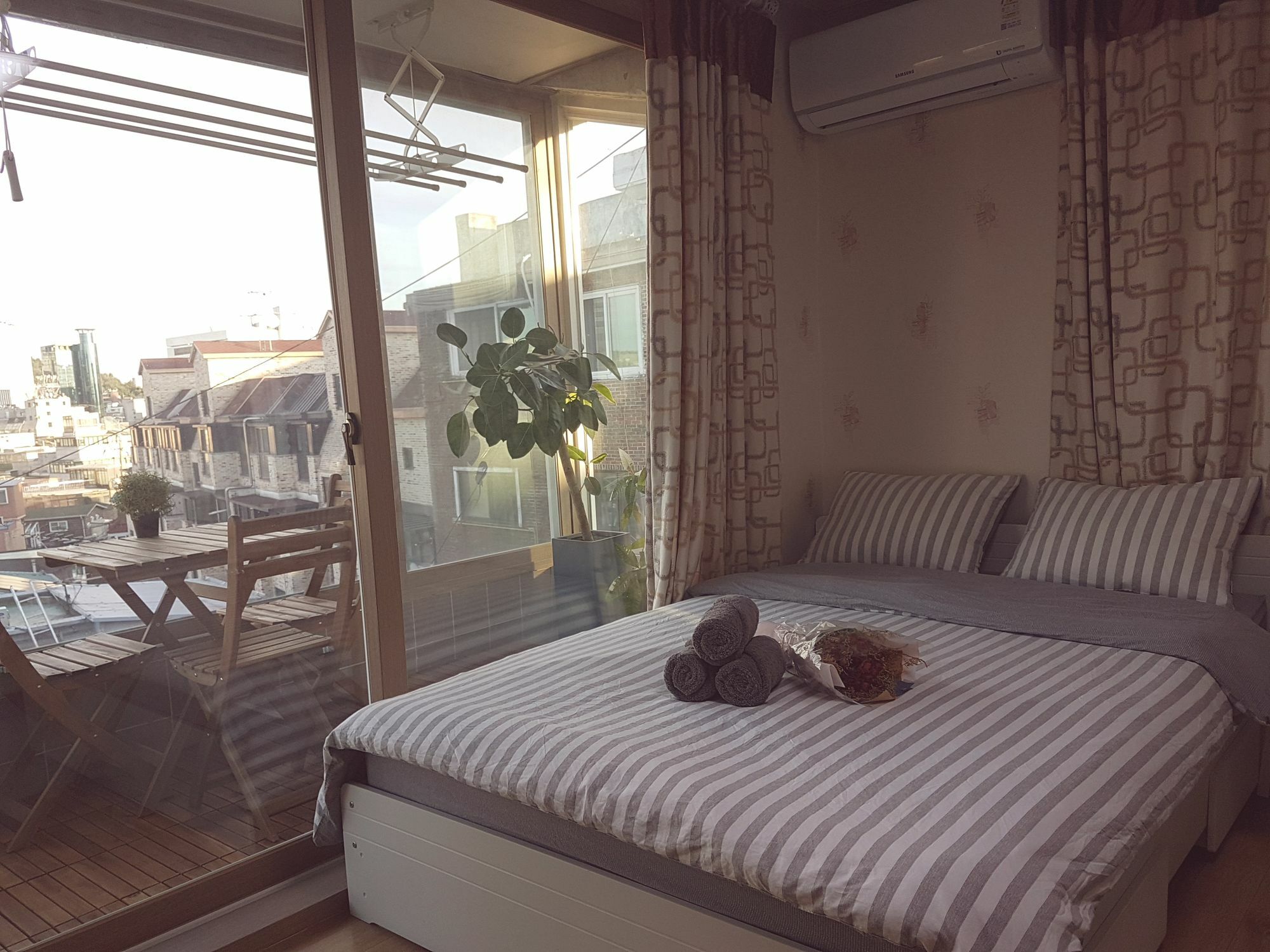 Takustay Sinchon 2*